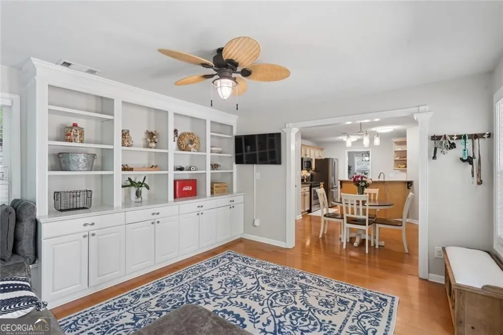 954 Wandering Vine DR SE Mableton, GA 30126