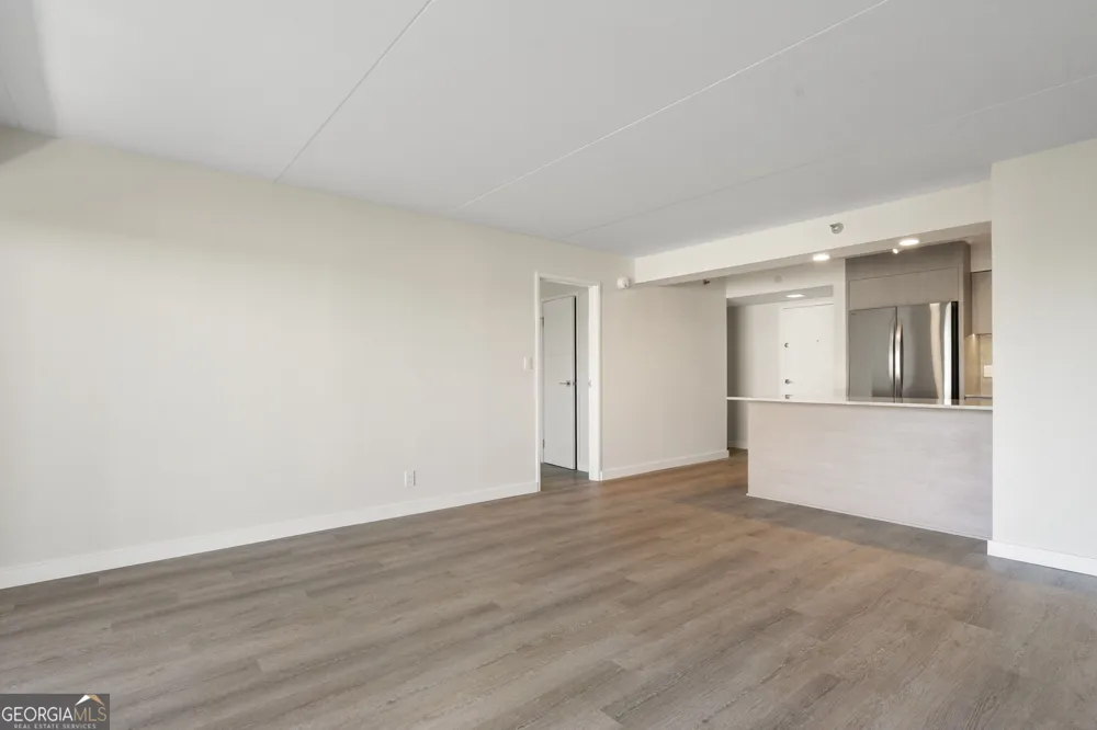 2460 Peachtree RD NE Atlanta, GA 30305