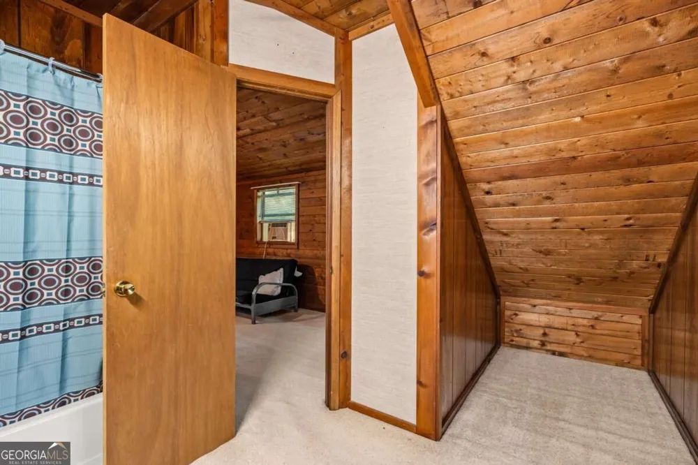 26 Tomahawk TRL Blairsville, GA 30512