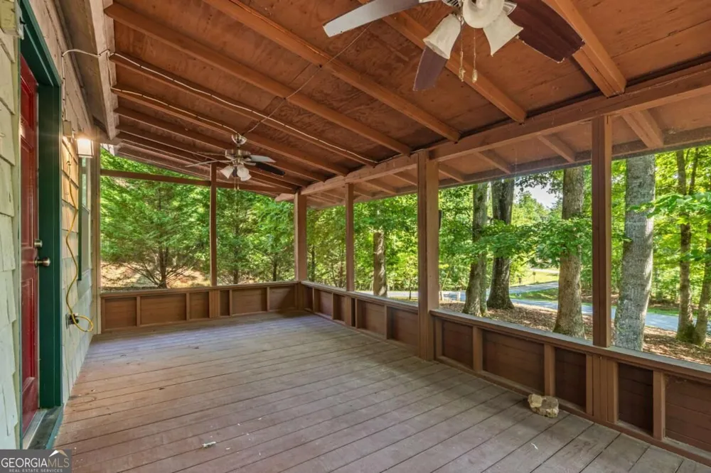26 Tomahawk TRL Blairsville, GA 30512