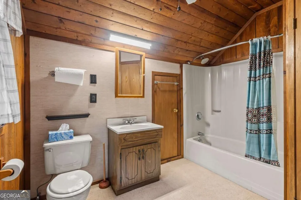 26 Tomahawk TRL Blairsville, GA 30512