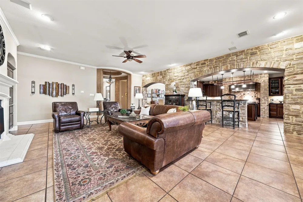 402 Ridgetop Bend Cedar Park, TX 78613
