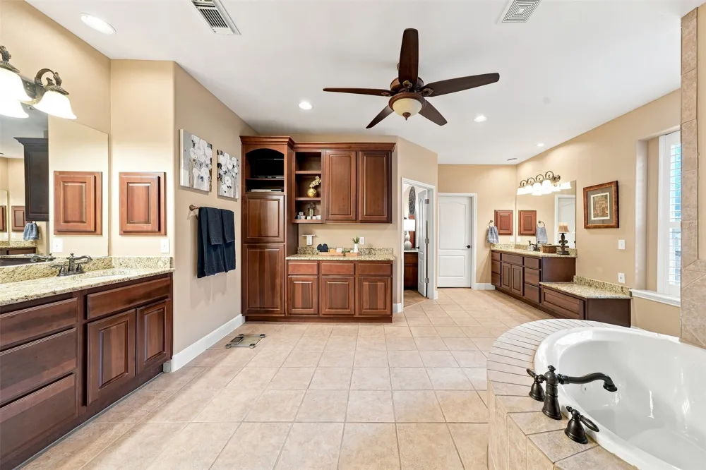 402 Ridgetop Bend Cedar Park, TX 78613