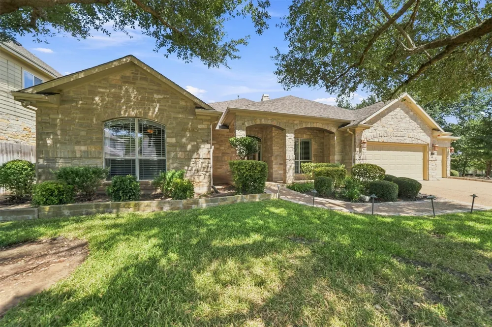 402 Ridgetop Bend Cedar Park, TX 78613