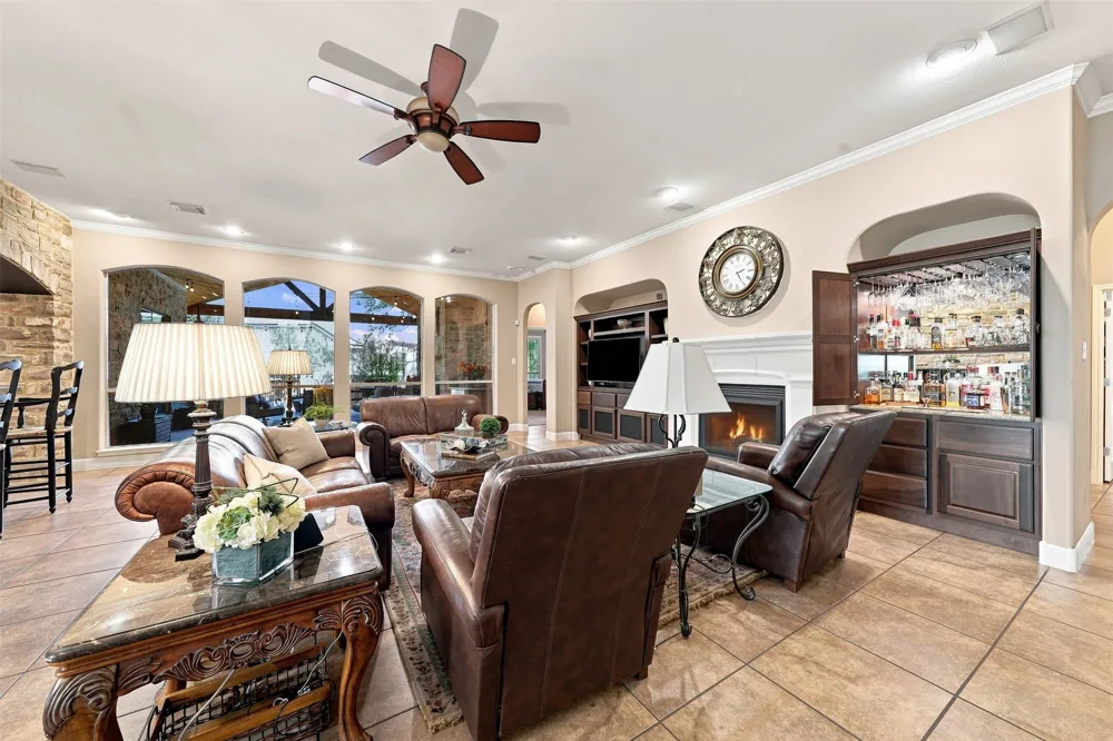 402 Ridgetop Bend Cedar Park, TX 78613