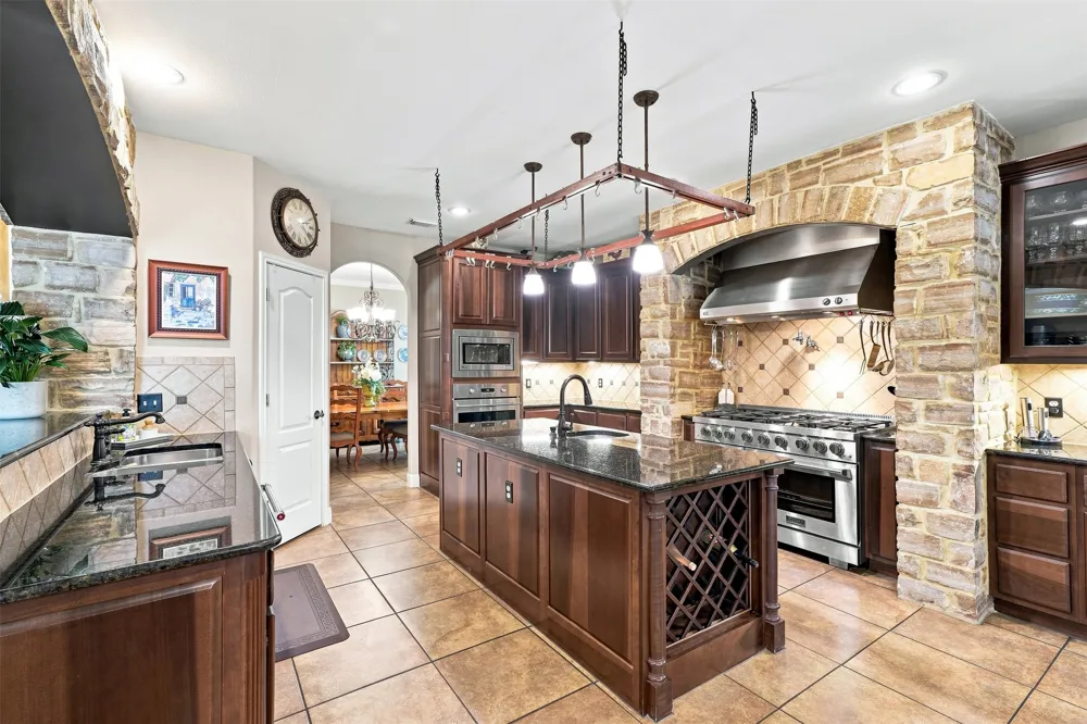 402 Ridgetop Bend Cedar Park, TX 78613