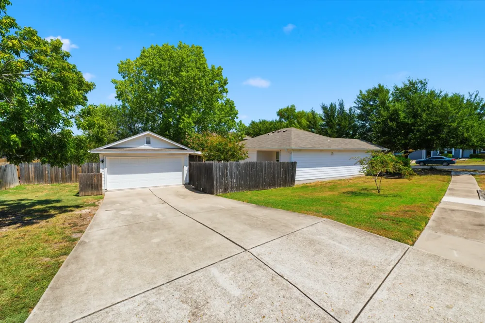 17729 Powder Creek Drive Manor, TX 78653