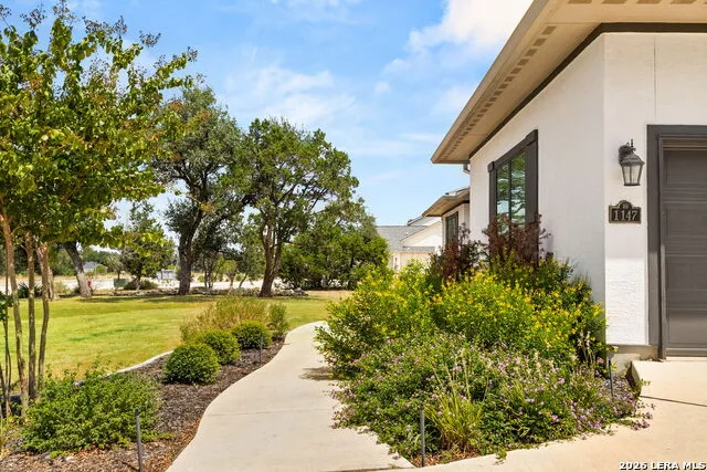 1147 POWDER RIDGE RD New Braunfels, TX 78132