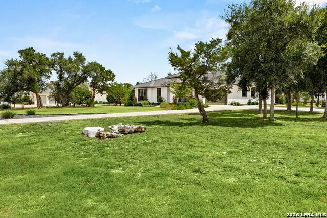 1147 POWDER RIDGE RD New Braunfels, TX 78132