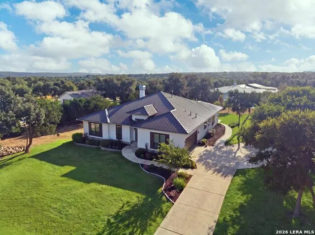 1147 POWDER RIDGE RD New Braunfels, TX 78132