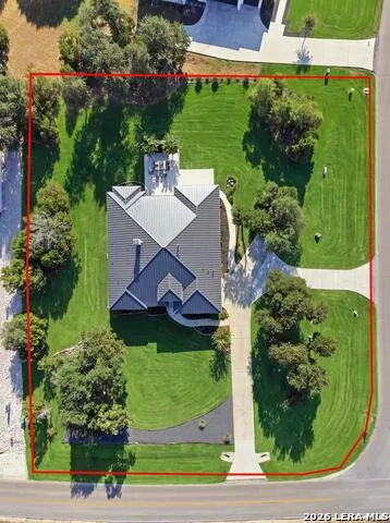 1147 POWDER RIDGE RD New Braunfels, TX 78132