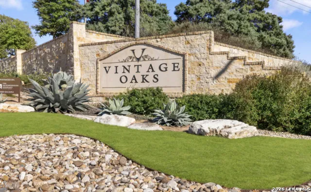 1147 POWDER RIDGE RD New Braunfels, TX 78132