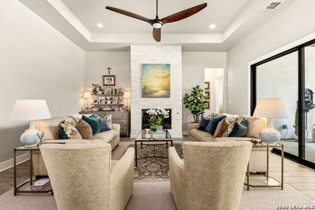 1147 POWDER RIDGE RD New Braunfels, TX 78132