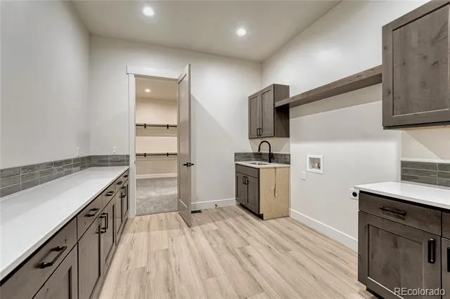 10853 Alamar Way Colorado Springs, CO 80908