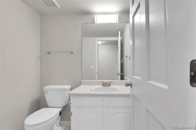 5283 Union Court ##8 Arvada, CO 80002