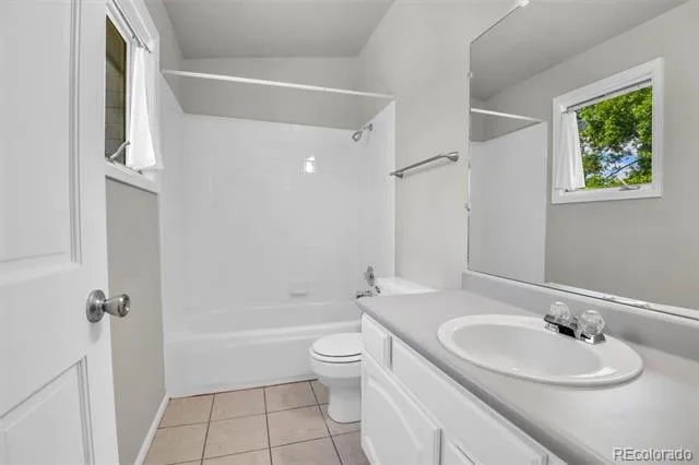5283 Union Court ##8 Arvada, CO 80002