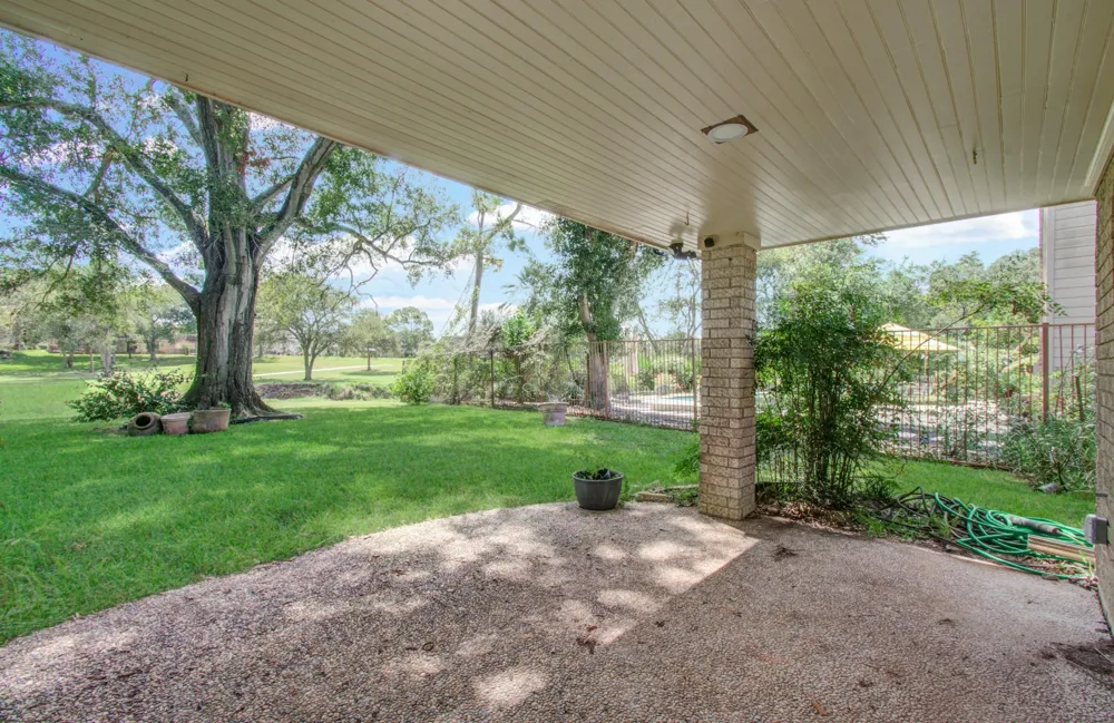 2719 E Pebble Beach Drive Missouri City, TX 77459