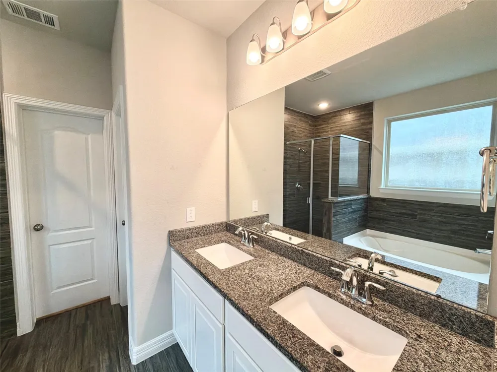 415 Northern Pike Drive Willis, TX 77318