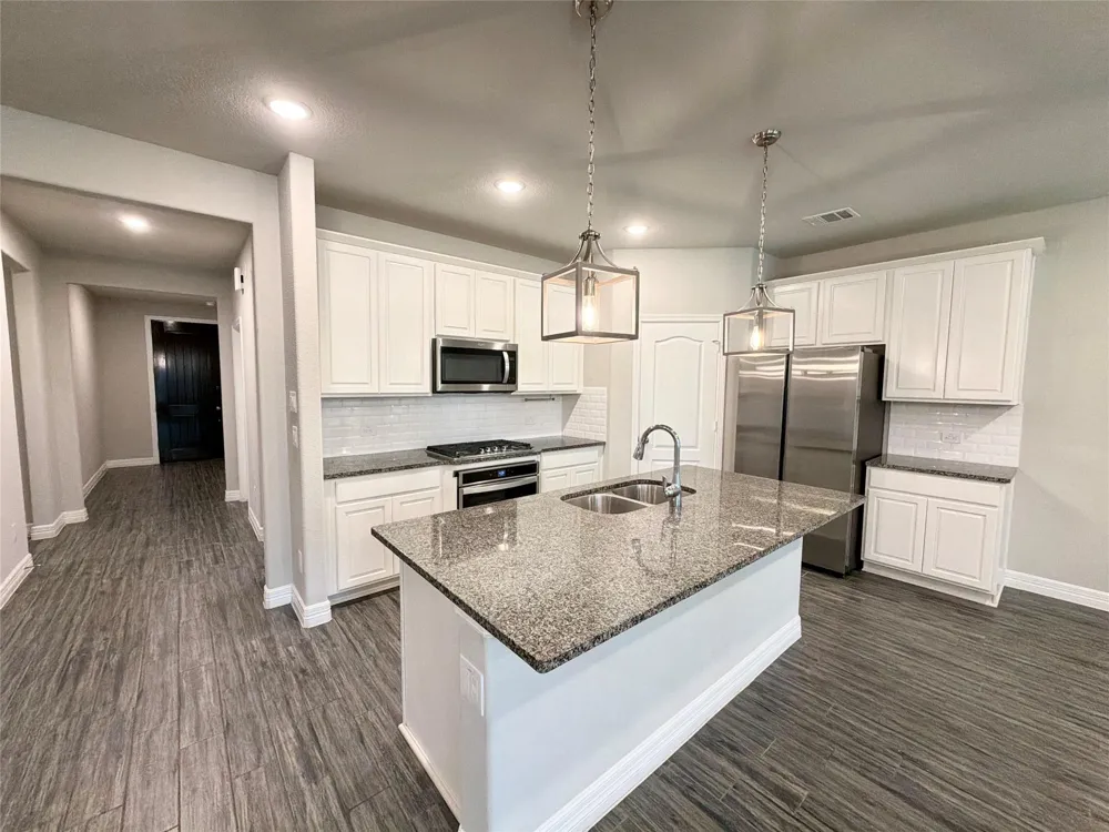 415 Northern Pike Drive Willis, TX 77318