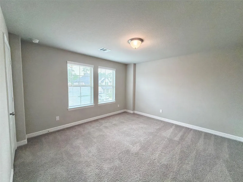 415 Northern Pike Drive Willis, TX 77318