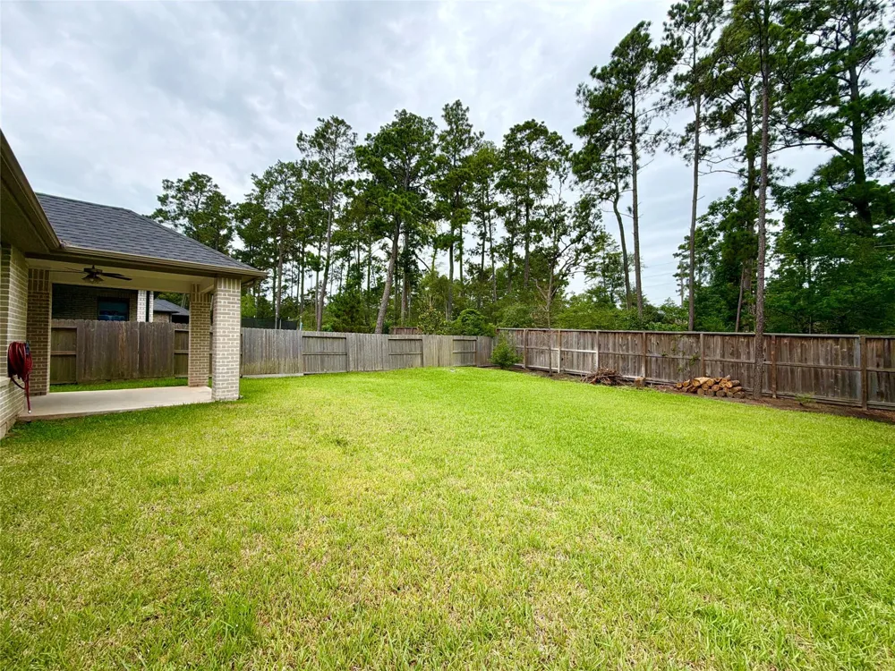 415 Northern Pike Drive Willis, TX 77318