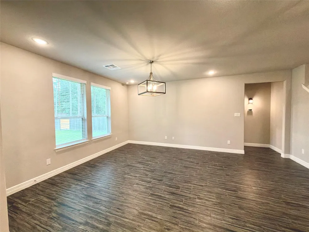 415 Northern Pike Drive Willis, TX 77318