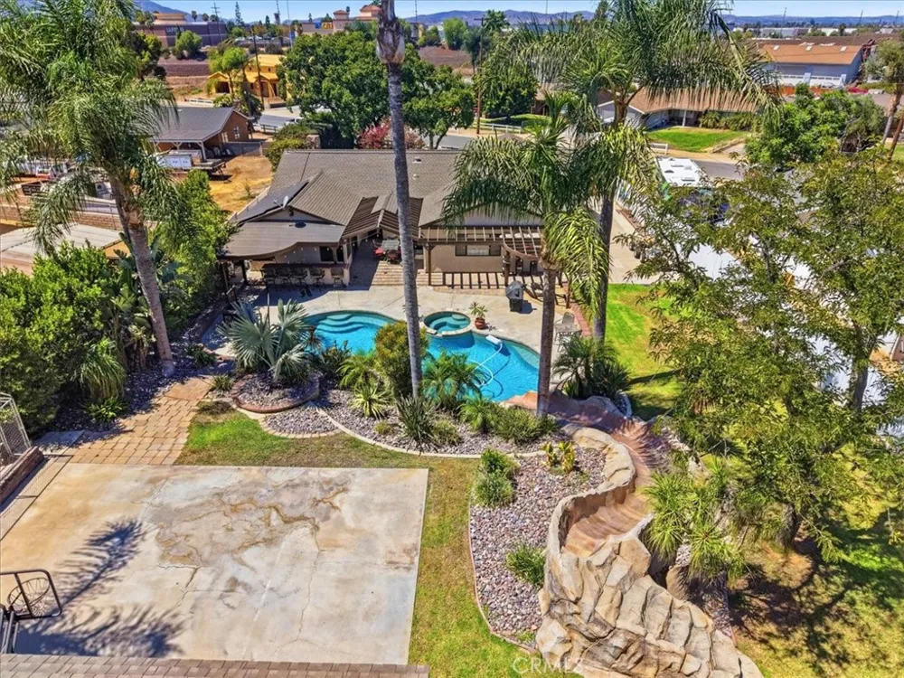 1455 Valley View Norco, CA 92860