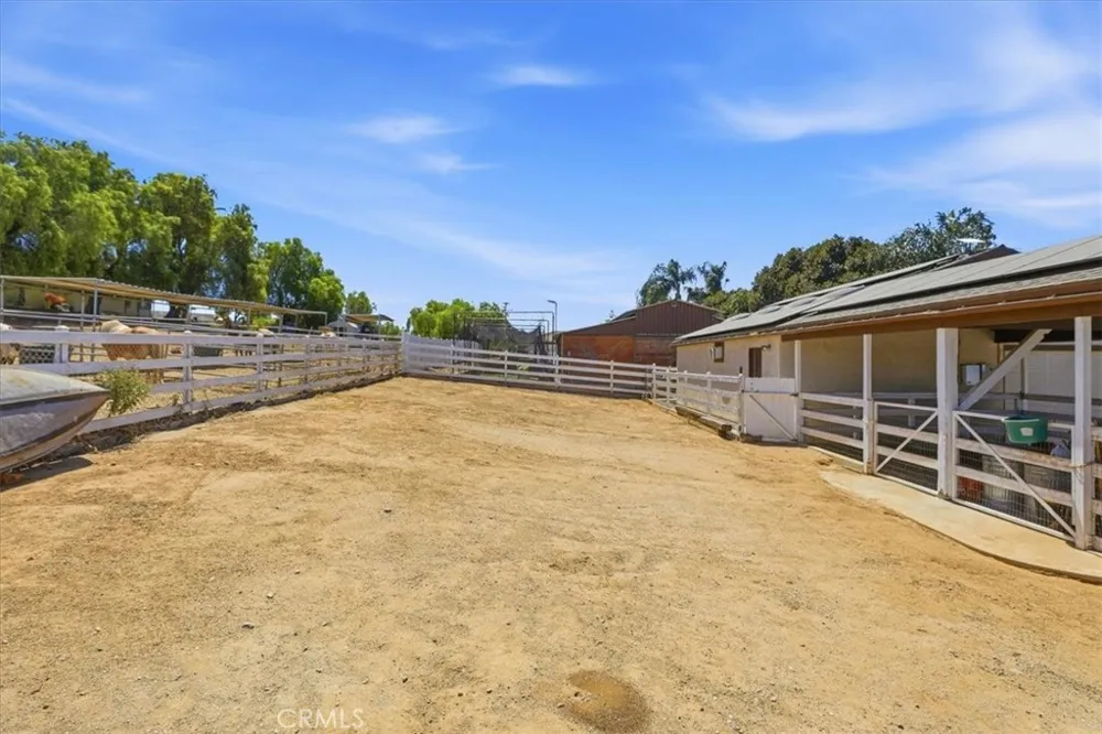 1455 Valley View Norco, CA 92860