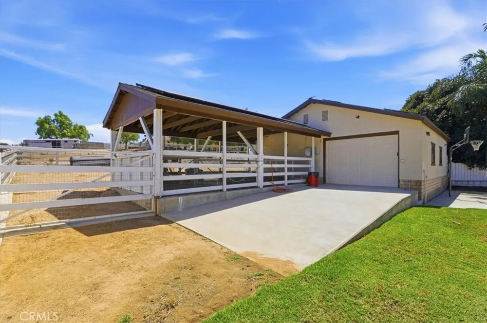1455 Valley View Norco, CA 92860