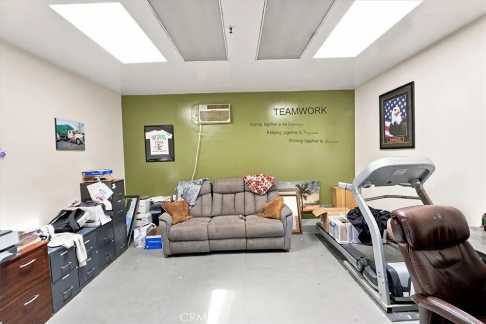 1455 Valley View Norco, CA 92860