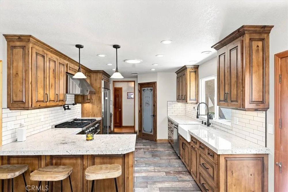 1455 Valley View Norco, CA 92860
