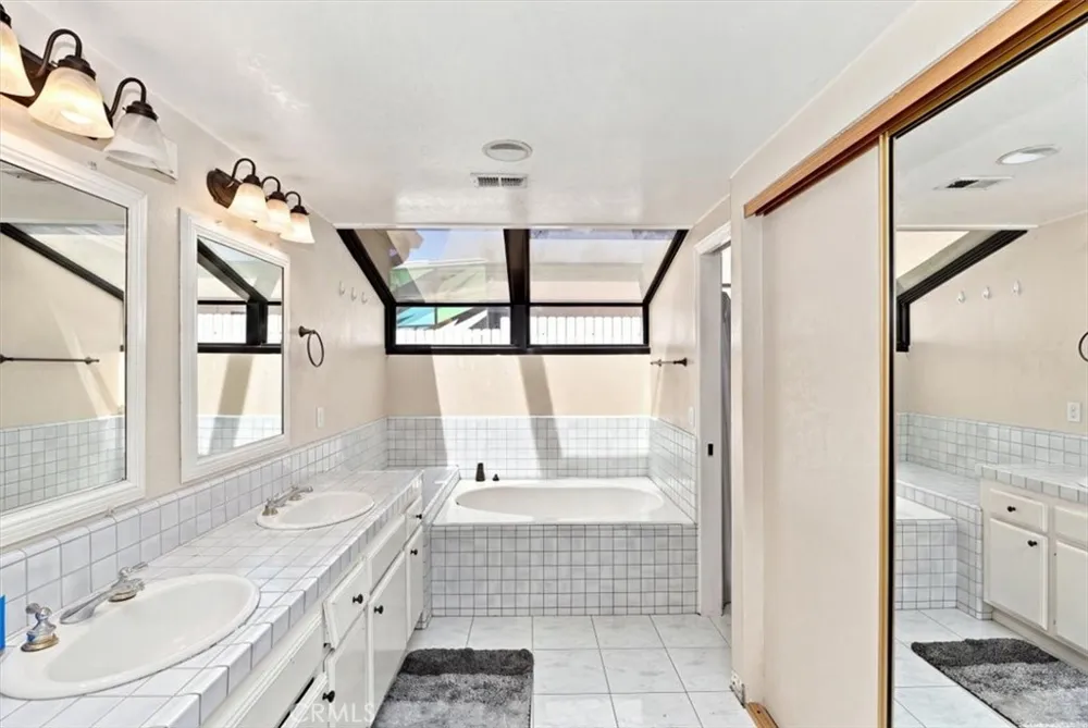 1455 Valley View Norco, CA 92860