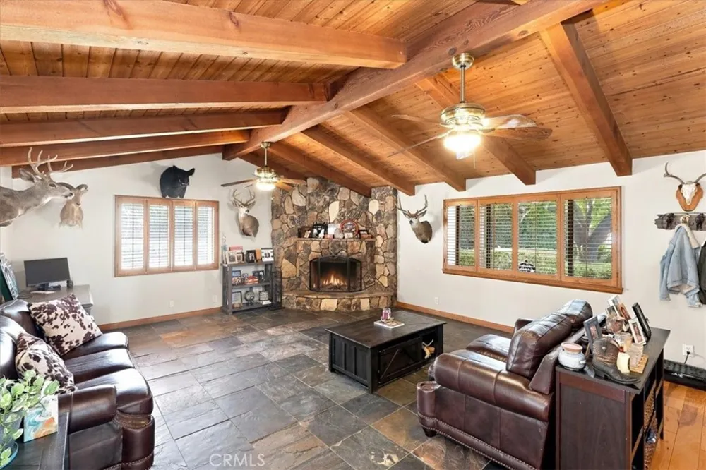 1455 Valley View Norco, CA 92860