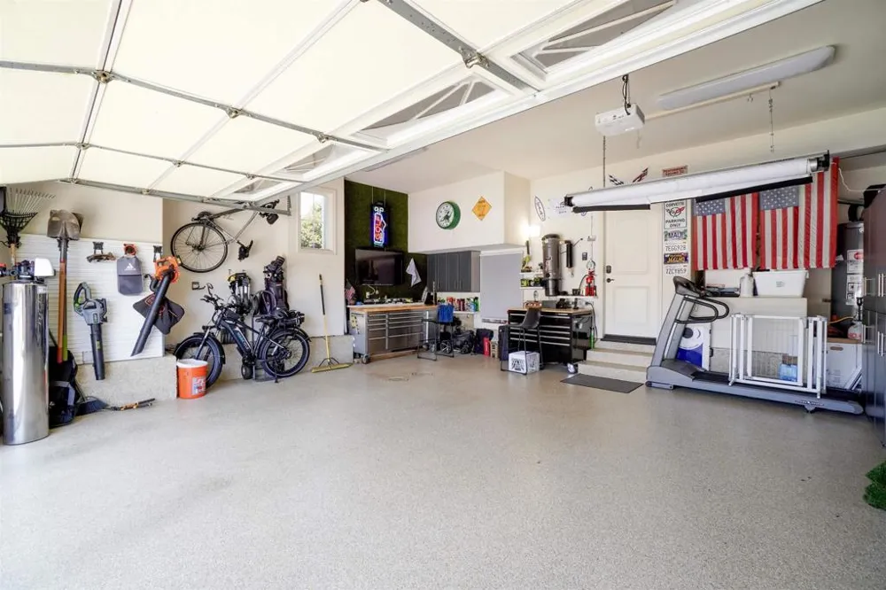 5437 Caminito Bayo La Jolla, CA 92037