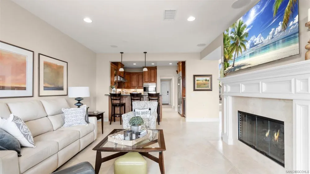 5437 Caminito Bayo La Jolla, CA 92037