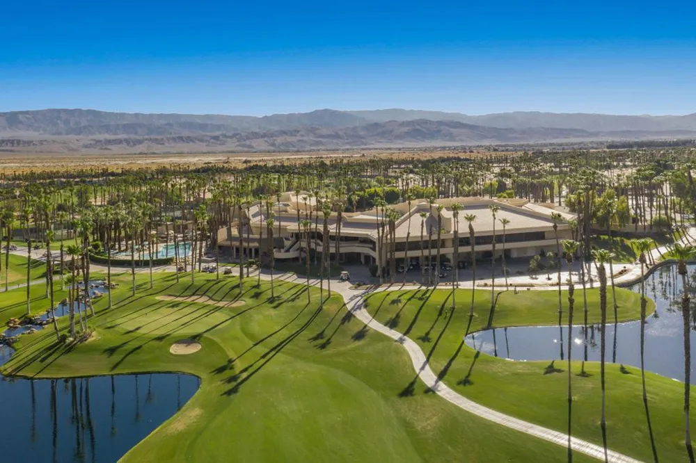 76761 Chrysanthemum Way Palm Desert, CA 92211