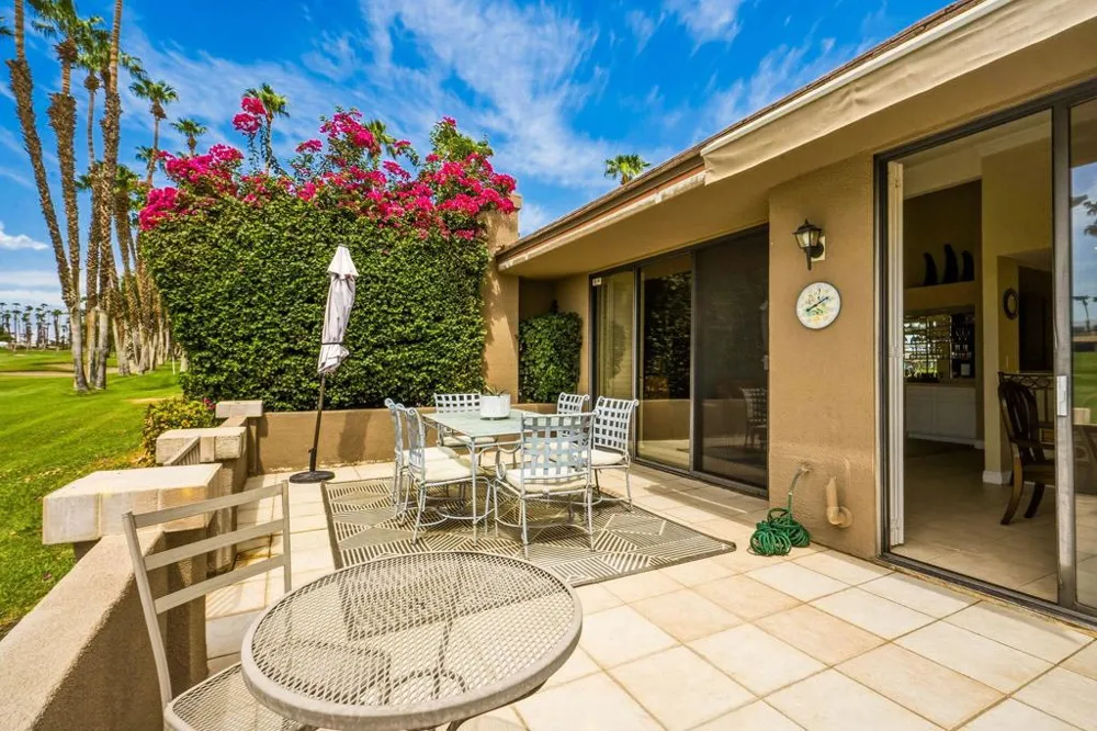 76761 Chrysanthemum Way Palm Desert, CA 92211