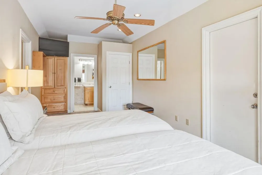 76761 Chrysanthemum Way Palm Desert, CA 92211