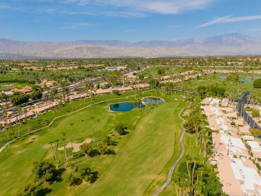 76761 Chrysanthemum Way Palm Desert, CA 92211