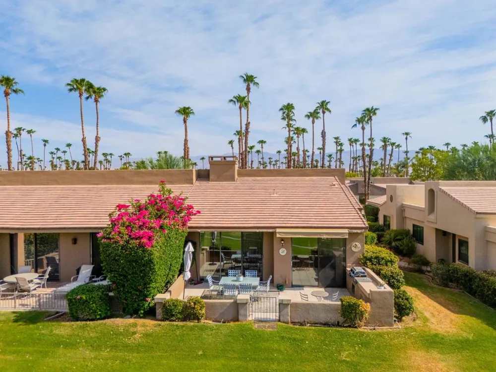 76761 Chrysanthemum Way Palm Desert, CA 92211