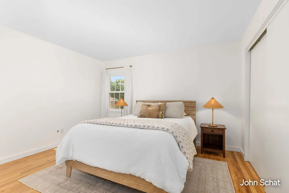 2471 Abbington Drive SE Grand Rapids, MI 49506