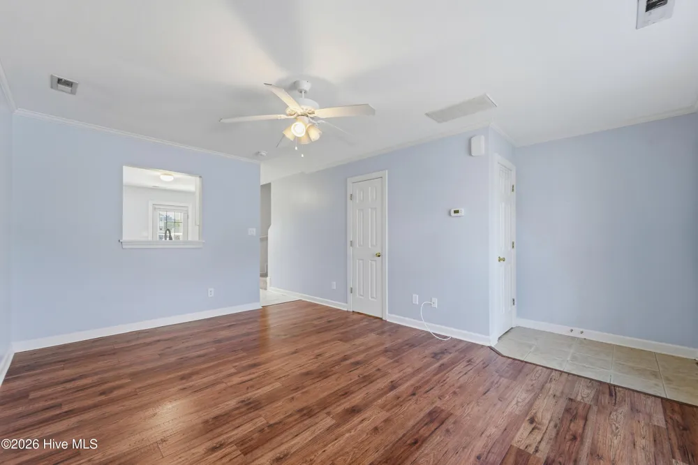 307 Bridgewood Drive Jacksonville, NC 28546