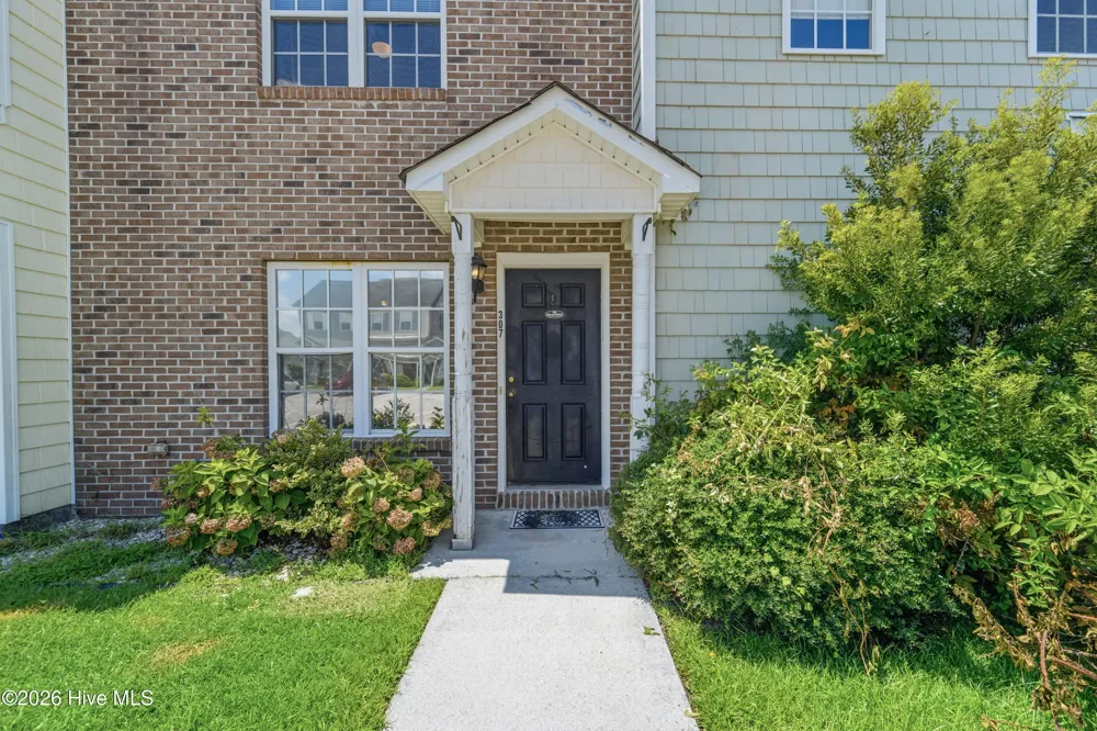 307 Bridgewood Drive Jacksonville, NC 28546
