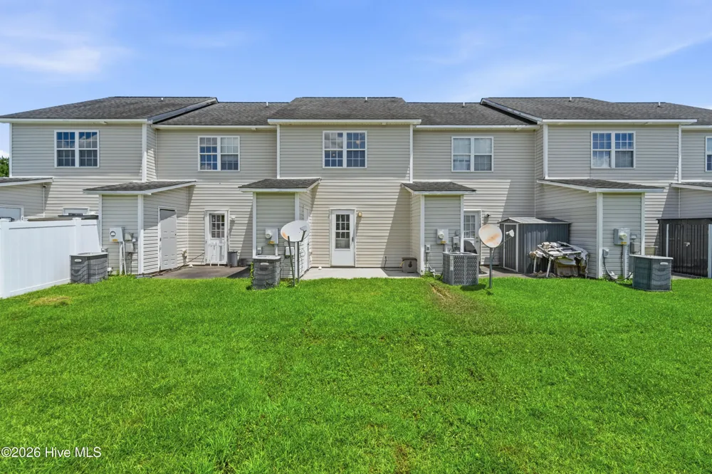 307 Bridgewood Drive Jacksonville, NC 28546