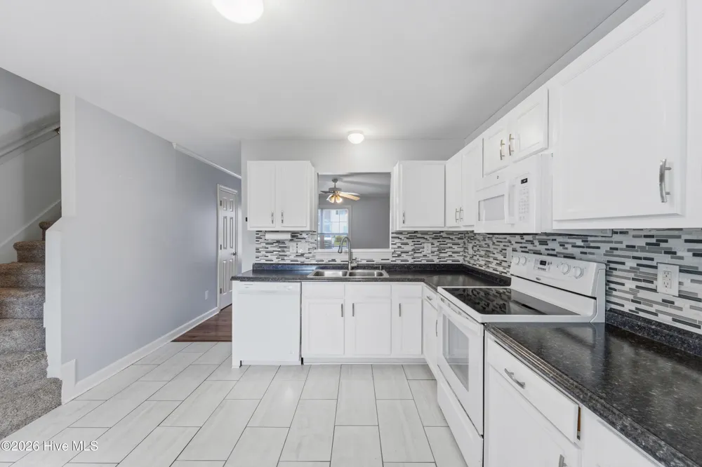 307 Bridgewood Drive Jacksonville, NC 28546