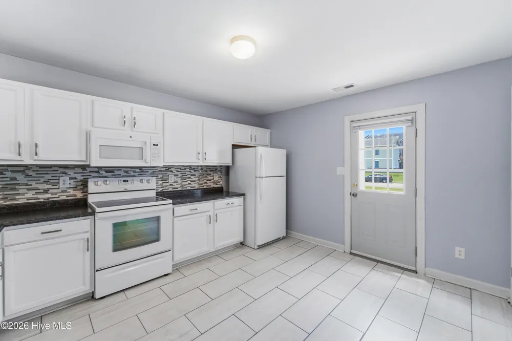 307 Bridgewood Drive Jacksonville, NC 28546