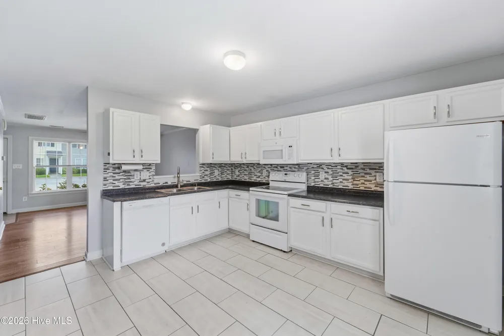 307 Bridgewood Drive Jacksonville, NC 28546