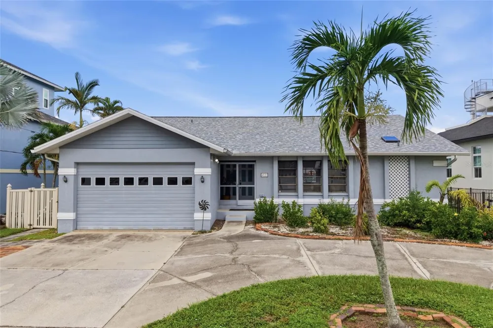 4523 4TH AVENUE NE Bradenton, FL 34208