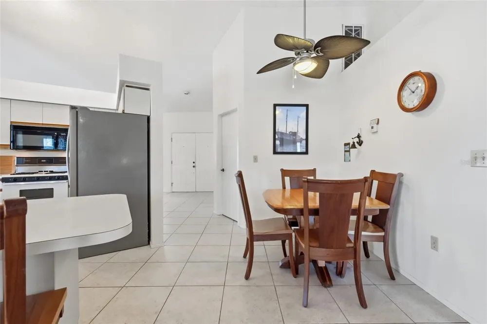 4523 4TH AVENUE NE Bradenton, FL 34208