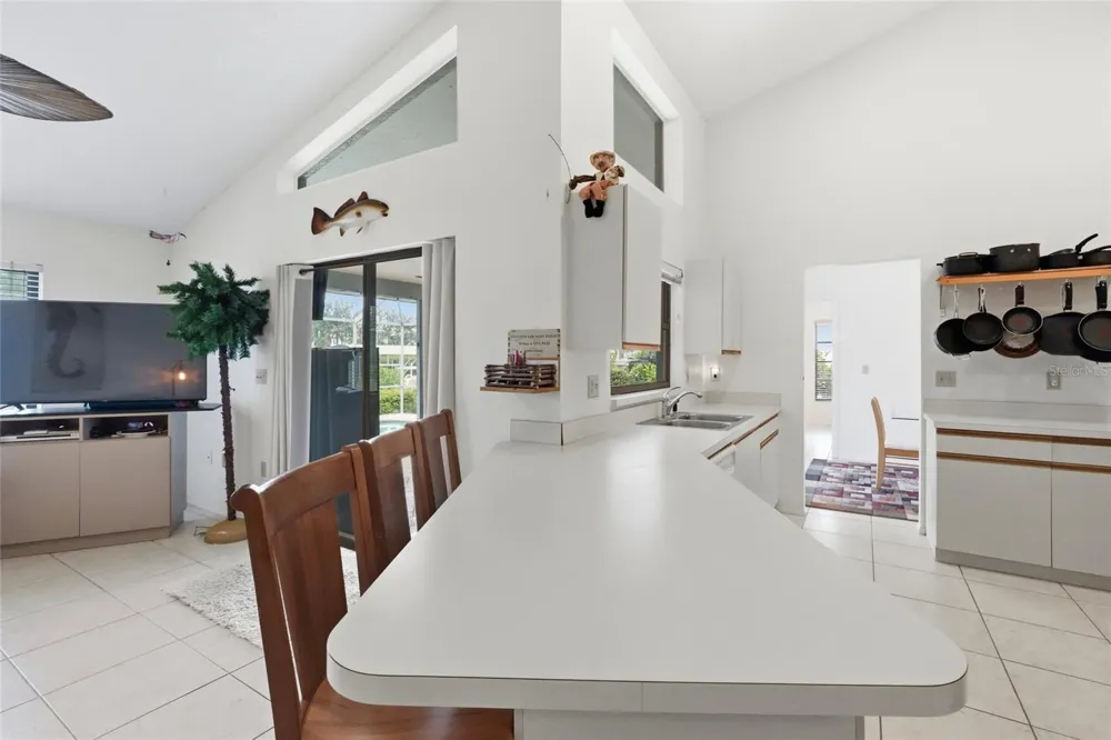 4523 4TH AVENUE NE Bradenton, FL 34208